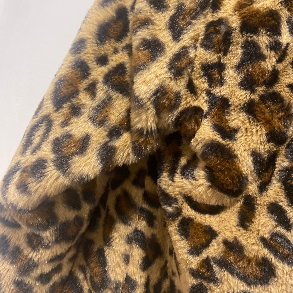 Leopard coat - Picture 7 of 11